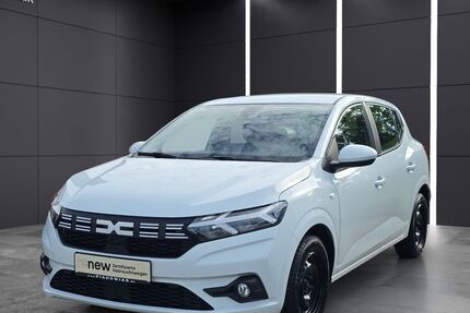 Dacia Sandero 28.415 km 13.885 &euro; Neubrandenburg 17039