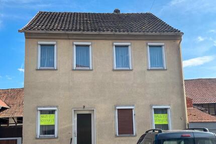 Haus Ostheim vor der Rhön Ostheim v.d.Rhön - 6 Zimmer, 82 m&sup2;, 99.000&euro; | Angebot:24859565