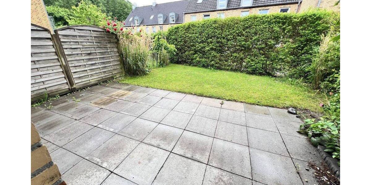 Reihenmittelhaus Flensburg Mürwik - 6 Zimmer, 150 m&sup2;, 1.500&euro; | Angebot:26891857