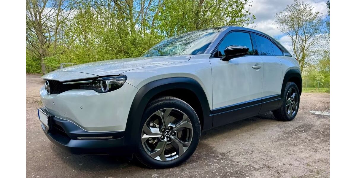 Mazda MX-30 18.550 km 14.950 &euro; lübeck 23562