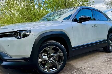 Mazda MX-30 18.550 km 14.995 &euro; lübeck 23562