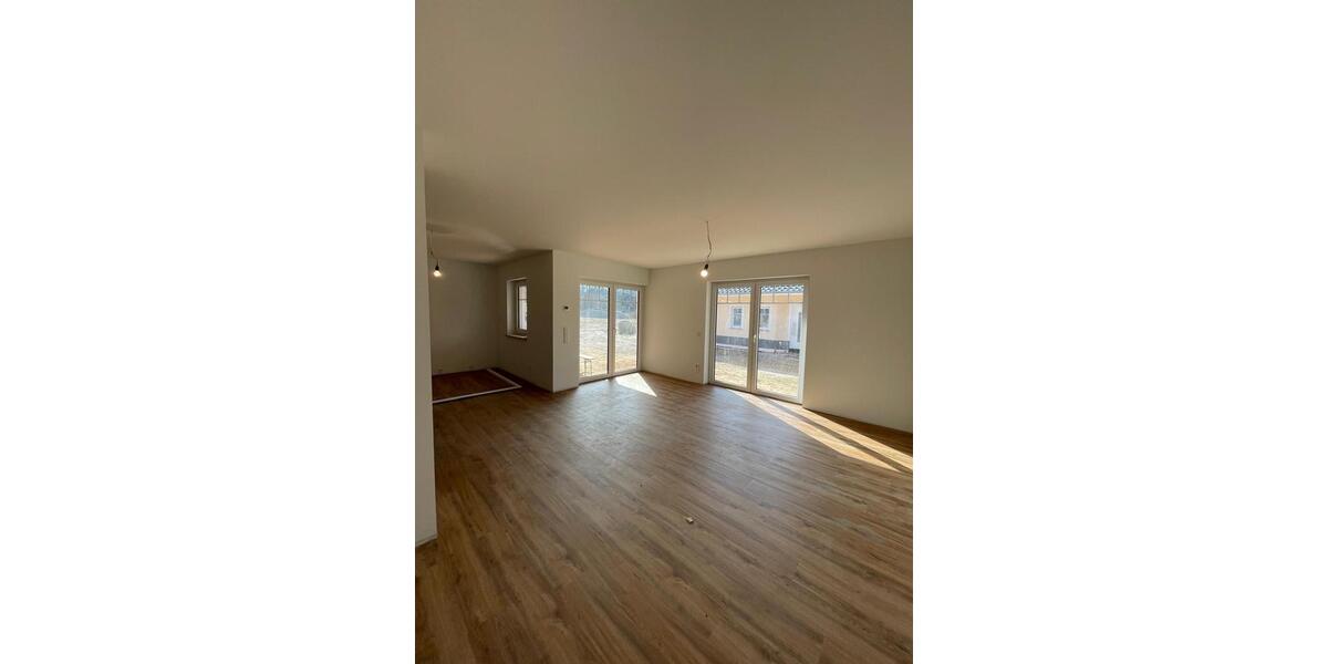 Einfamilienhaus Groß Kreutz (Havel) - 4 Zimmer, 120 m&sup2;, 1.950&euro; | Angebot:25893552