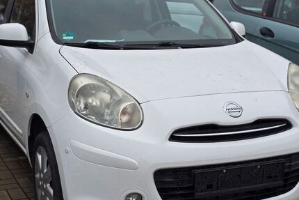 Nissan Micra 174.000 km 1.490 € Leipzig 04319