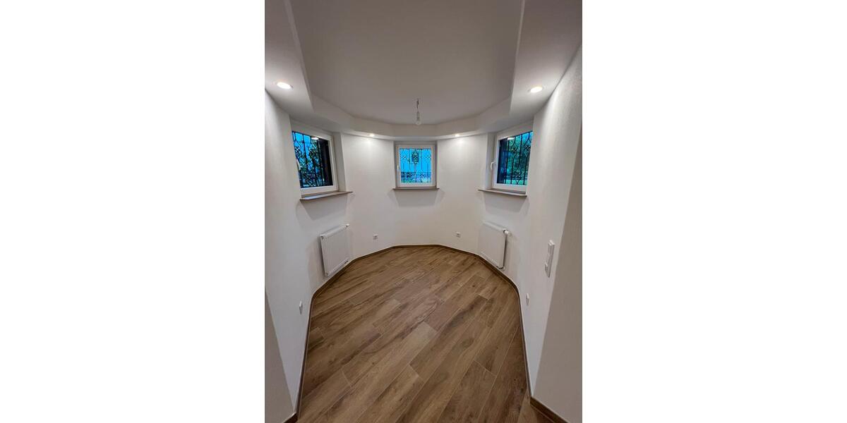 Etagenwohnung Sundern (Sauerland) - 4 Zimmer, 60 m&sup2;, 450&euro; | Angebot:26409894