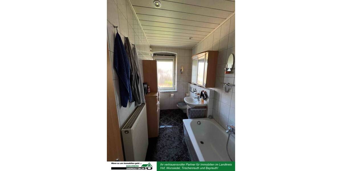 Reihenmittelhaus Waldsassen - 7 Zimmer, 130 m&sup2;, 135.000&euro; | Angebot:26375940