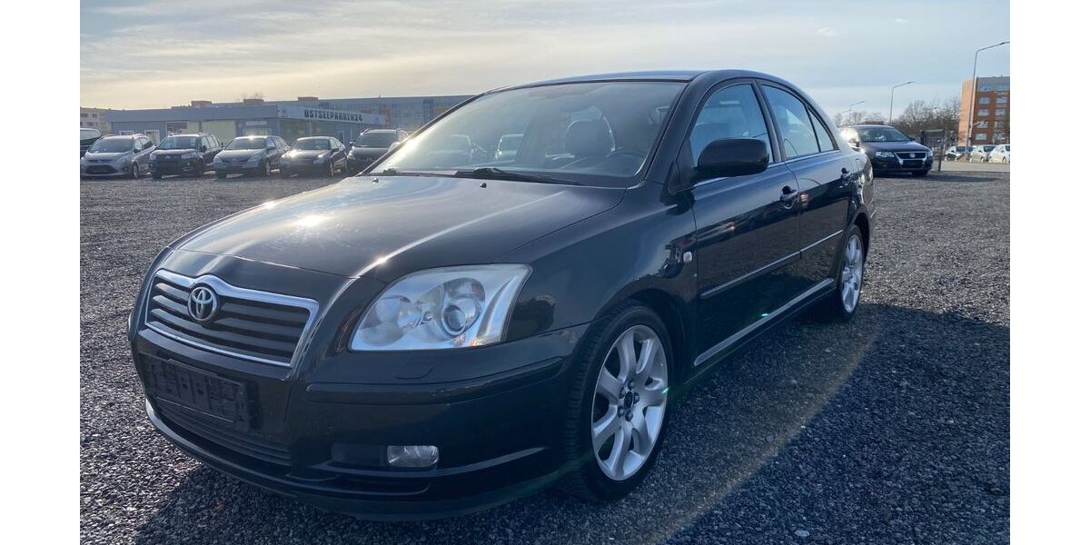 Toyota Avensis 261.551 km 2.490 &euro; Rostock 18107