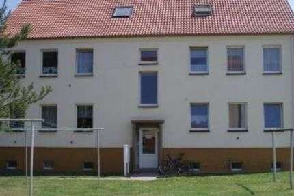 Wohnung Pasewalk Stiftshof - 3 Zimmer, 60 m&sup2;, 300&euro; | Angebot:26934678