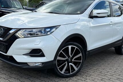 Nissan Qashqai 214.923 km 10.799 &euro; Hanau 63452