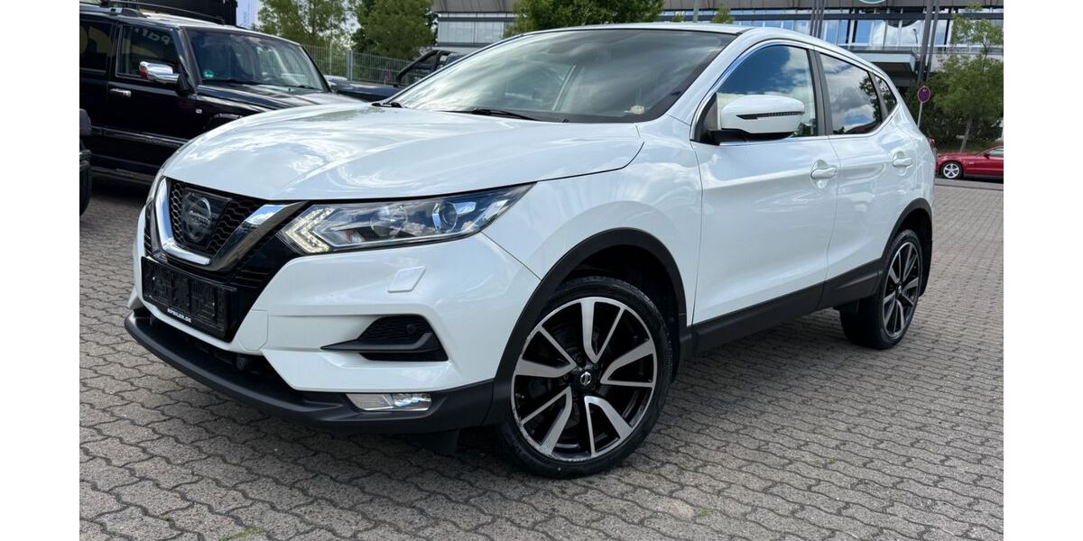 Nissan Qashqai 214.923 km 10.799 &euro; Hanau 63452