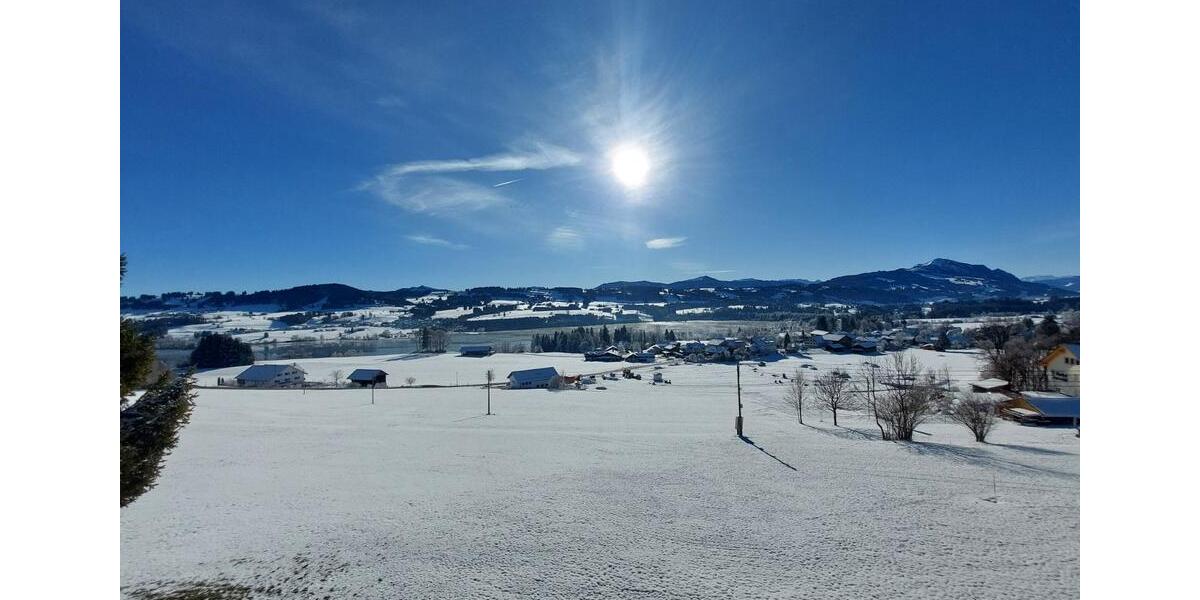 Dachgeschoßwohnung Sulzberg - 3 Zimmer, 105 m&sup2;, 1.600&euro; | Angebot:24464301