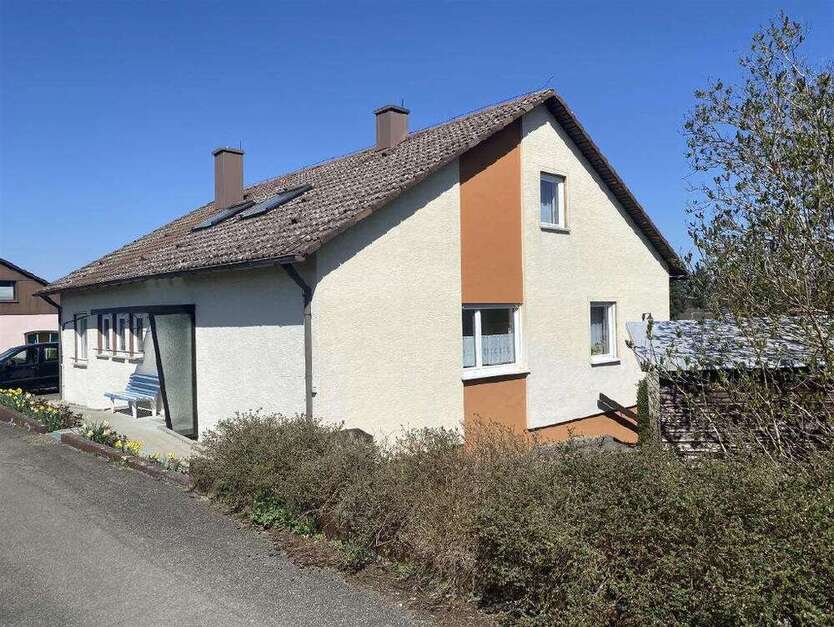 Haus zum Kaufen in Pfullendorf 425.000 € 222.05 m²