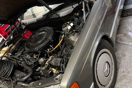 Mercedes-Benz 190 265.166 km 3.750 &euro; Geilenkirchen 52511