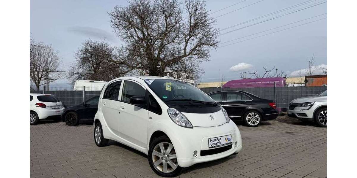 Peugeot iOn 62.000 km 5.950 &euro; Freiburg im Breisgau 79111