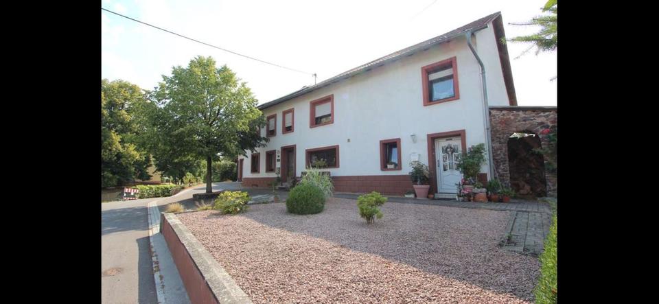 Mehrfamilienhaus, Wohnhaus Wadern - 5 Zimmer, 220 m&sup2;, 295.000&euro; | Angebot:25925136