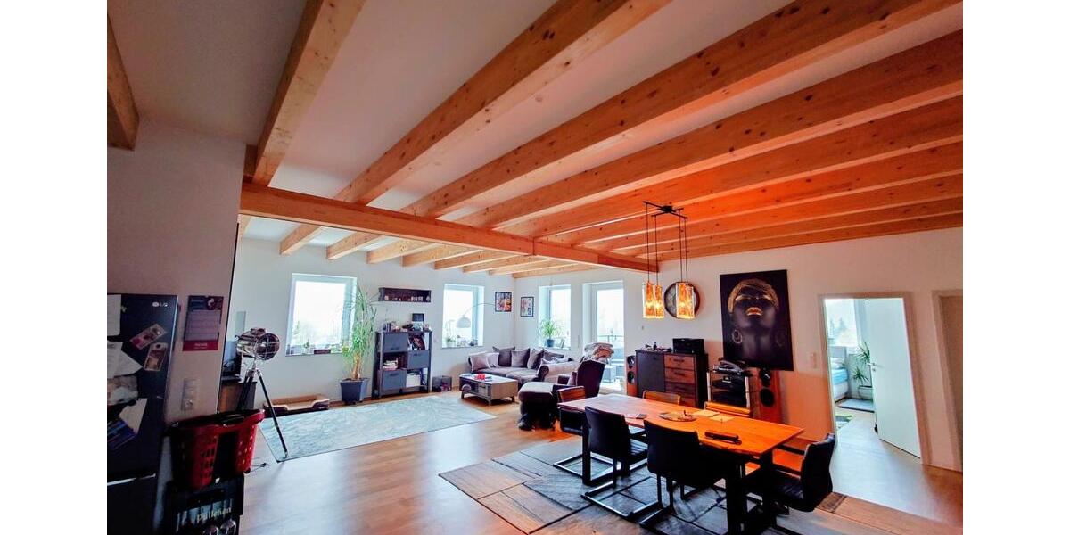 Etagenwohnung Blankenhain - 4 Zimmer, 141 m&sup2;, 1.269&euro; | Angebot:24876942