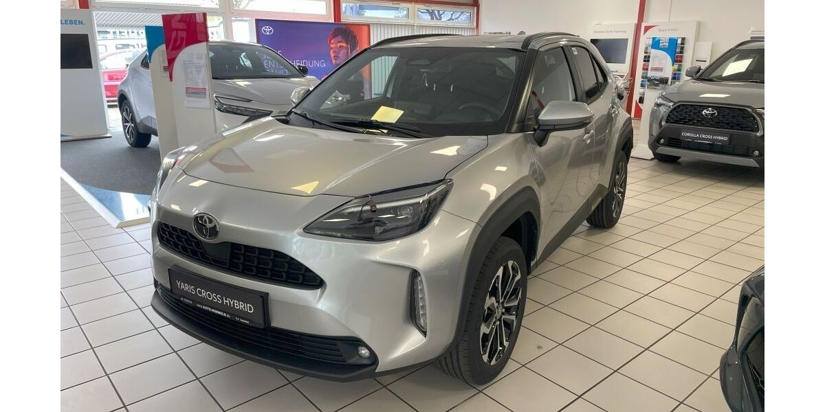Toyota Yaris Cross 4.900 km 29.950 &euro; Erkelenz 41812