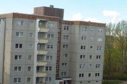 Wohnung zum Mieten in Stralsund 270,10 € 39.72 m² 2 zimmer