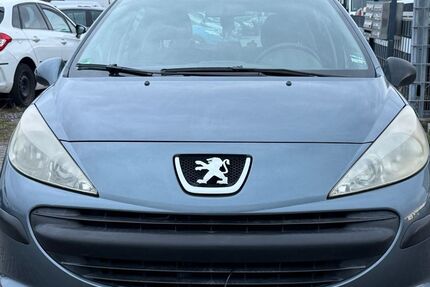 Peugeot 207 153.704 km 2.199 &euro; Dietzenbach 63128