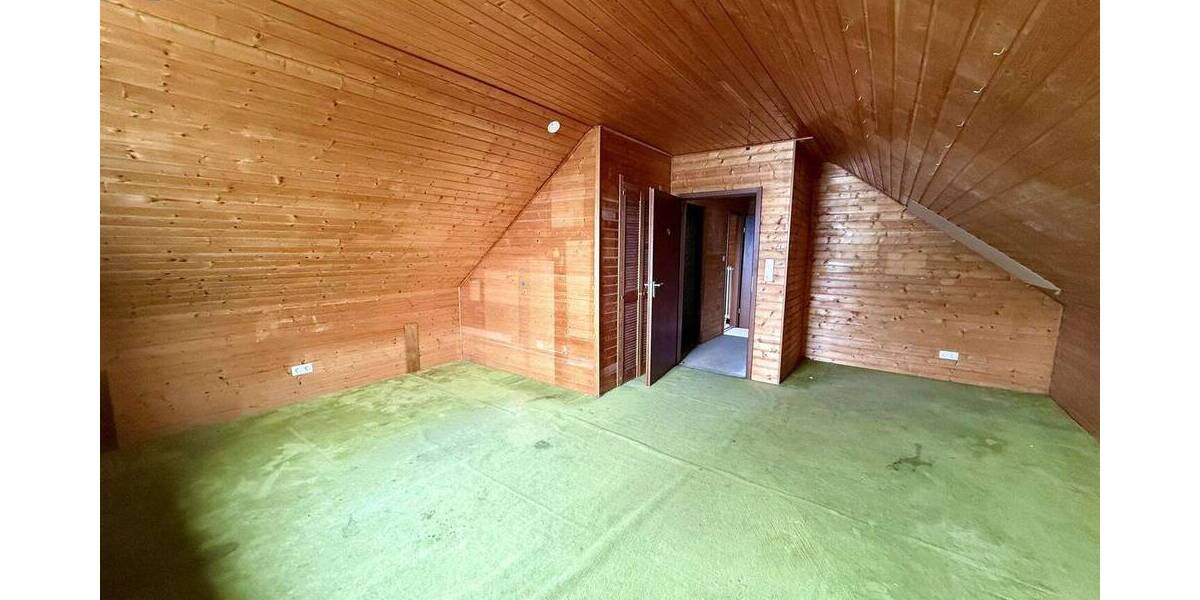 Mehrfamilienhaus, Wohnhaus Einbeck Andershausen - 6 Zimmer, 142 m&sup2;, 129.000&euro; | Angebot:26106360