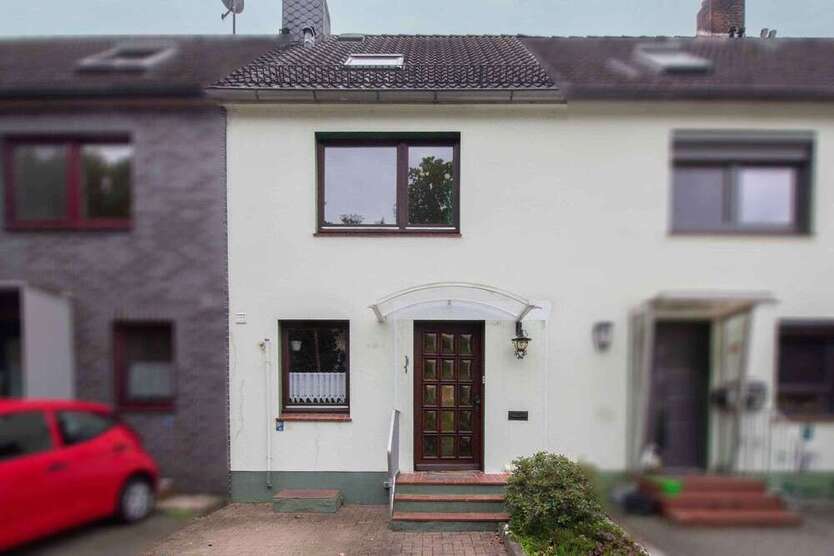 Haus zum Kaufen in Neu Wulmstorf 255.000 € 90 m²