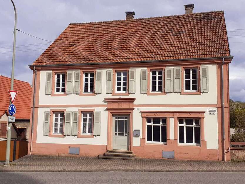 Haus zum Kaufen in Rieschweiler 450.000 € 280 m²