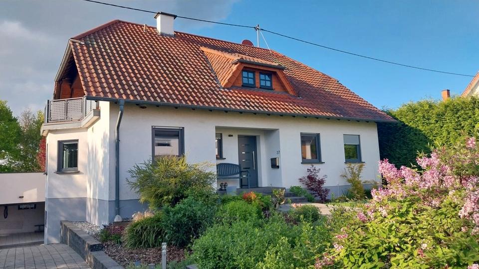 Einfamilienhaus Perl - 8 Zimmer, 180 m&sup2;, 650.000&euro; | Angebot:26768287
