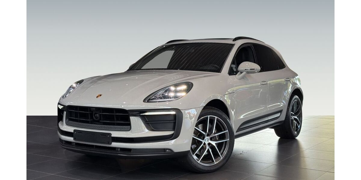 Porsche Macan 23.100 km 75.870 &euro; Freiburg 79115