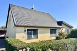 HORN IMMOBILIEN + RESERVIERT! hübsches Haus bei Woldegk mit großem Grundstück in Randlage, Einbauküche + Garagen 5 zimmer