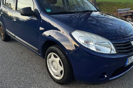 Dacia Sandero 113.600 km 800 € Hohenstein-Bernloch 72531