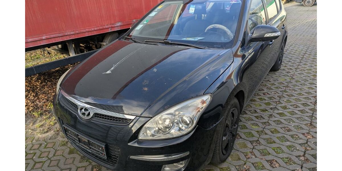 Hyundai i30 184.216 km 2.850 &euro; Lübeck 23556