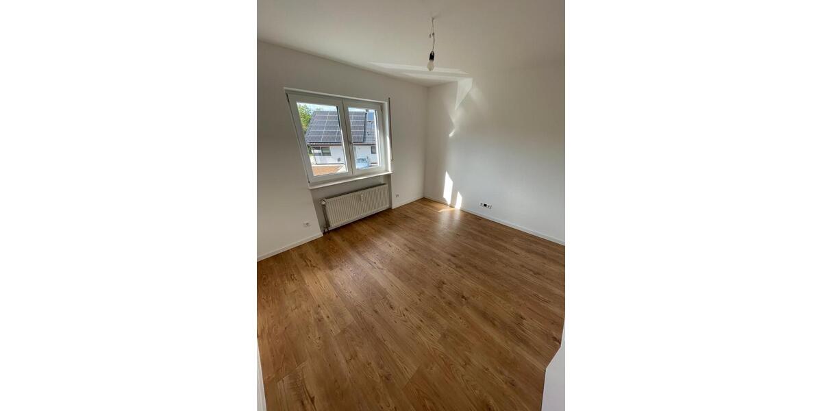 Erdgeschoßwohnung Neuenstein - 4 Zimmer, 100 m&sup2;, 385.000&euro; | Angebot:26341054