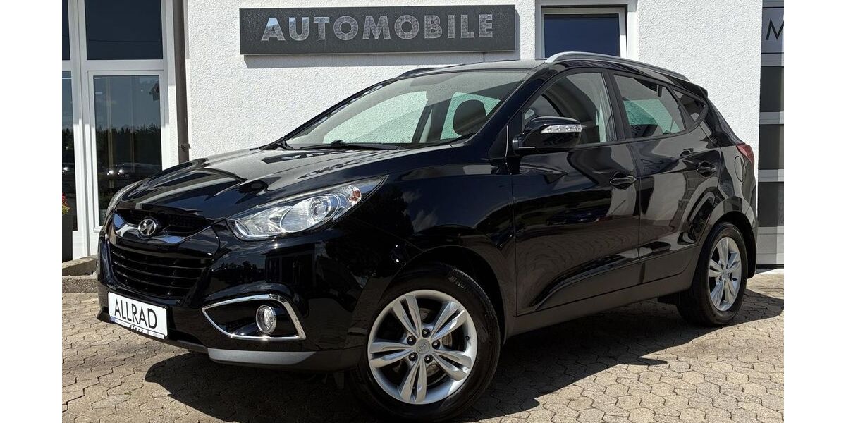 Hyundai ix35 99.300 km 9.979 &euro; Königsfeld 78126