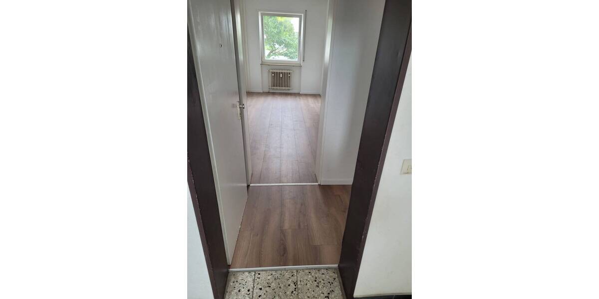 Etagenwohnung Ludwigshafen am Rhein / Maudach Mundenheim - 2 Zimmer, 55 m&sup2;, 725&euro; | Angebot:26658581