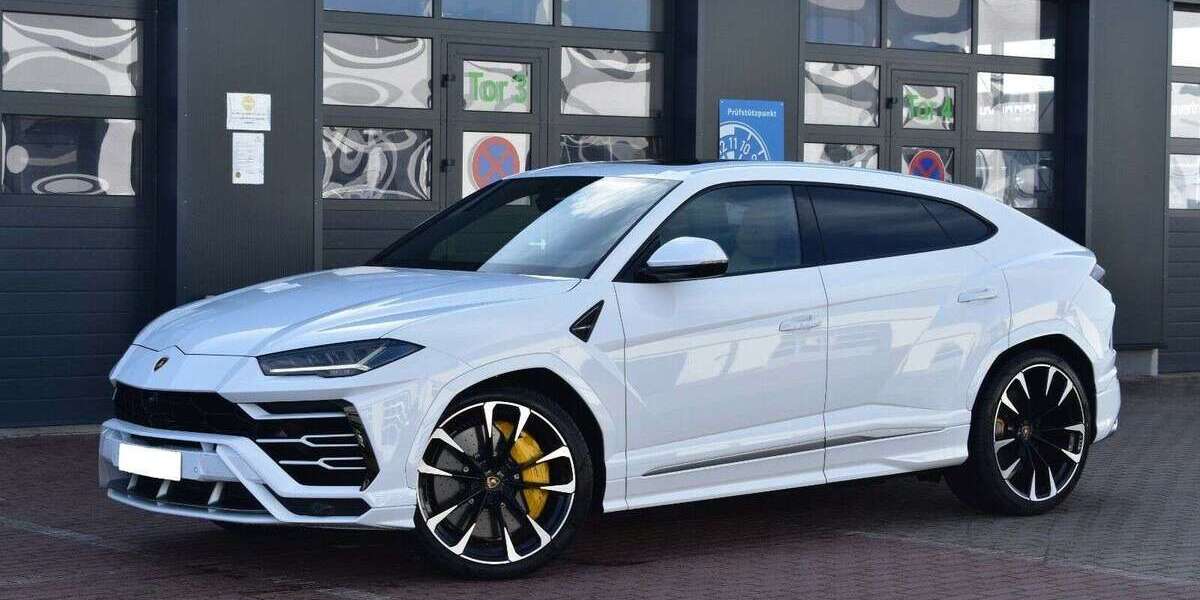 Lamborghini Urus 22.500 km 349.500 &euro; Jüterbog 14913