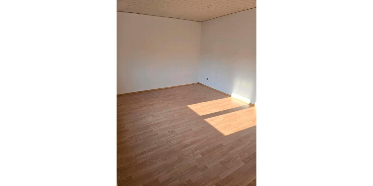 Etagenwohnung Waldkraiburg - 3 Zimmer, 68 m&sup2;, 169.000&euro; | Angebot:25883195