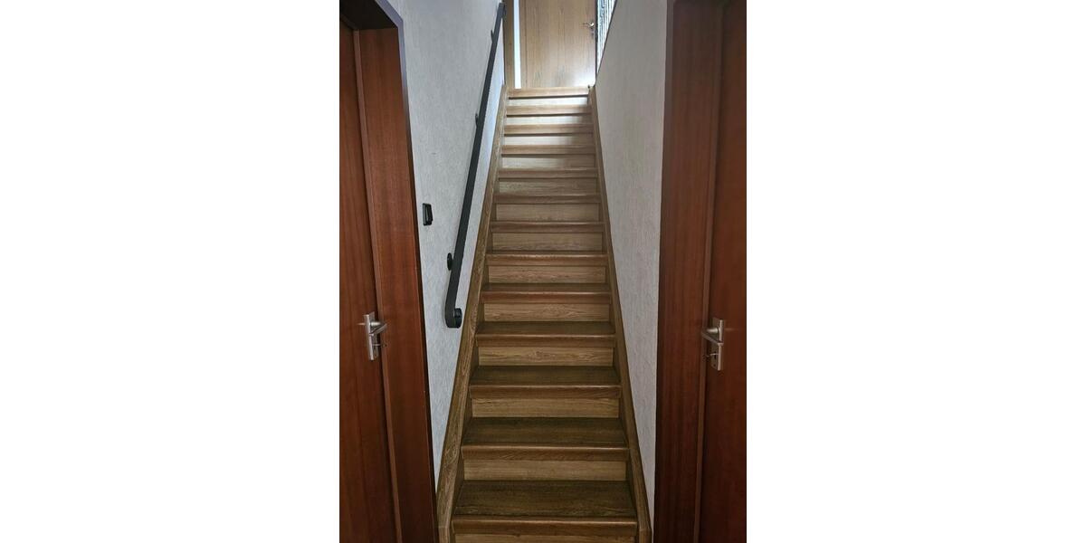 Einfamilienhaus Wallerfangen - 15 Zimmer, 250 m&sup2;, 275.000&euro; | Angebot:26888785