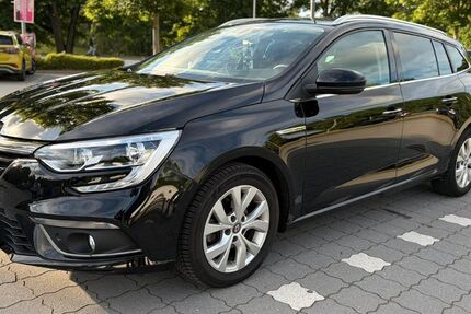 Renault Megane 106.235 km 9.990 &euro; Kiel 24149