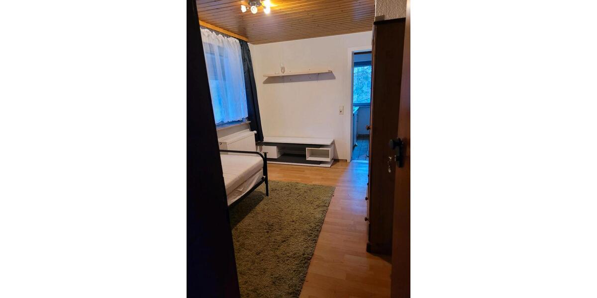 Etagenwohnung Ebersbach an der Fils - 1 Zimmer, 18 m&sup2;, 450&euro; | Angebot:24841706