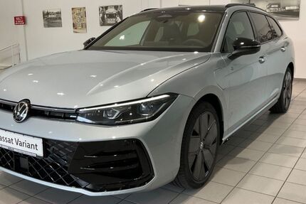 VW Passat 5.900 km 57.970 € Passau 94032