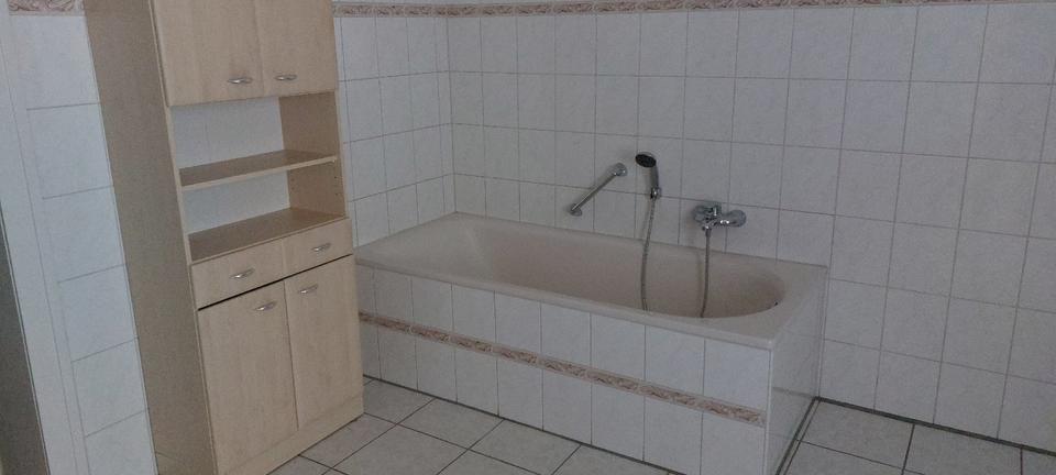 Etagenwohnung Uelzen - 4 Zimmer, 140 m&sup2;, 800&euro; | Angebot:26476295