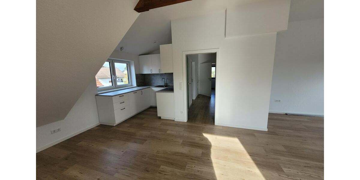 Dachgeschoßwohnung Rosdorf - 2 Zimmer, 75 m&sup2;, 890&euro; | Angebot:25169146