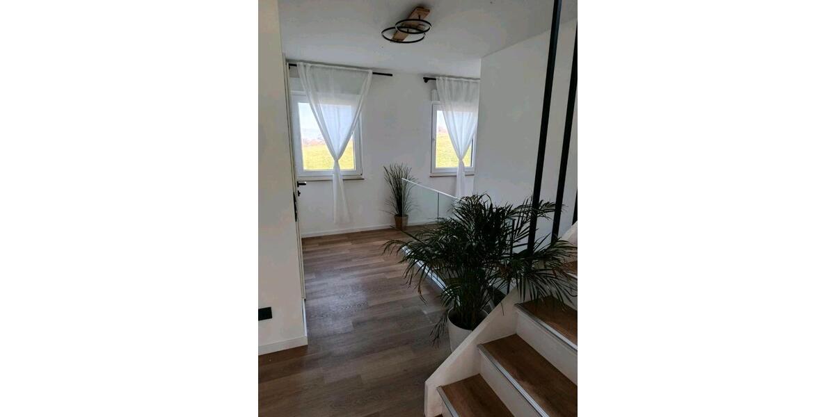Einfamilienhaus Rinteln - 7 Zimmer, 200 m&sup2;, 359.000&euro; | Angebot:26429517