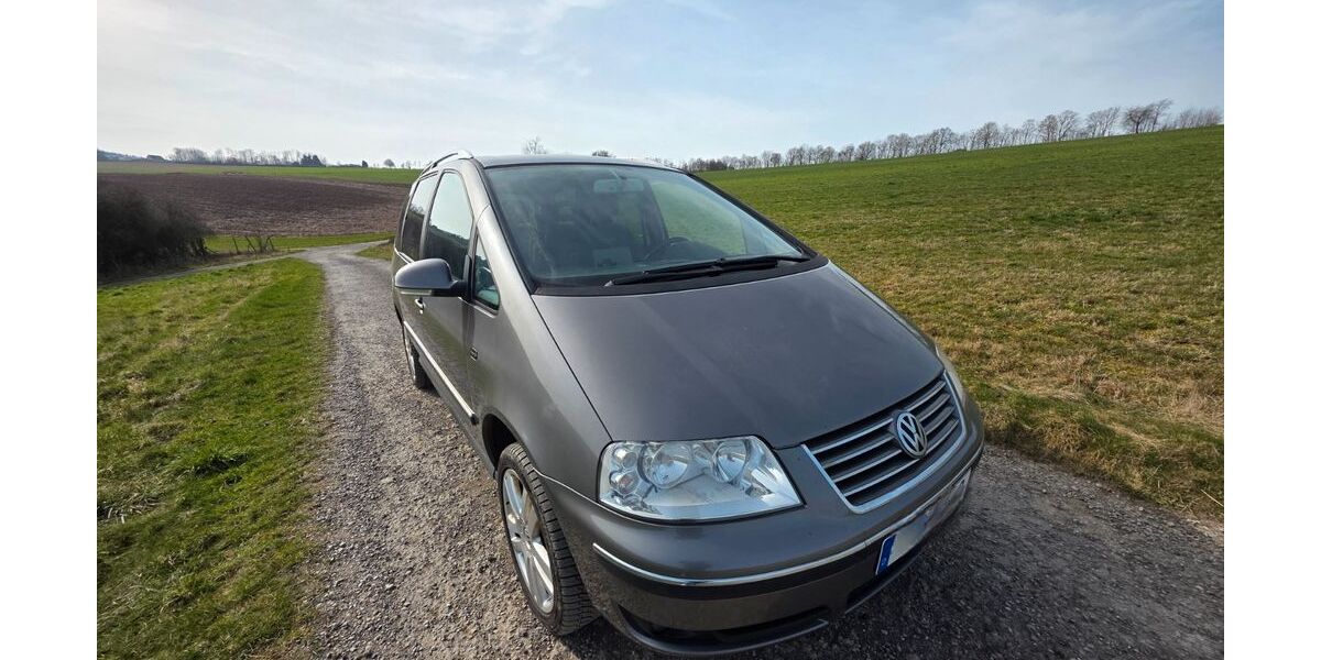 VW Sharan 229.000 km 3.500 &euro; Thomm 54317