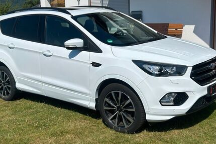 Ford Kuga 50.250 km 18.200 &euro; Glauburg 63695