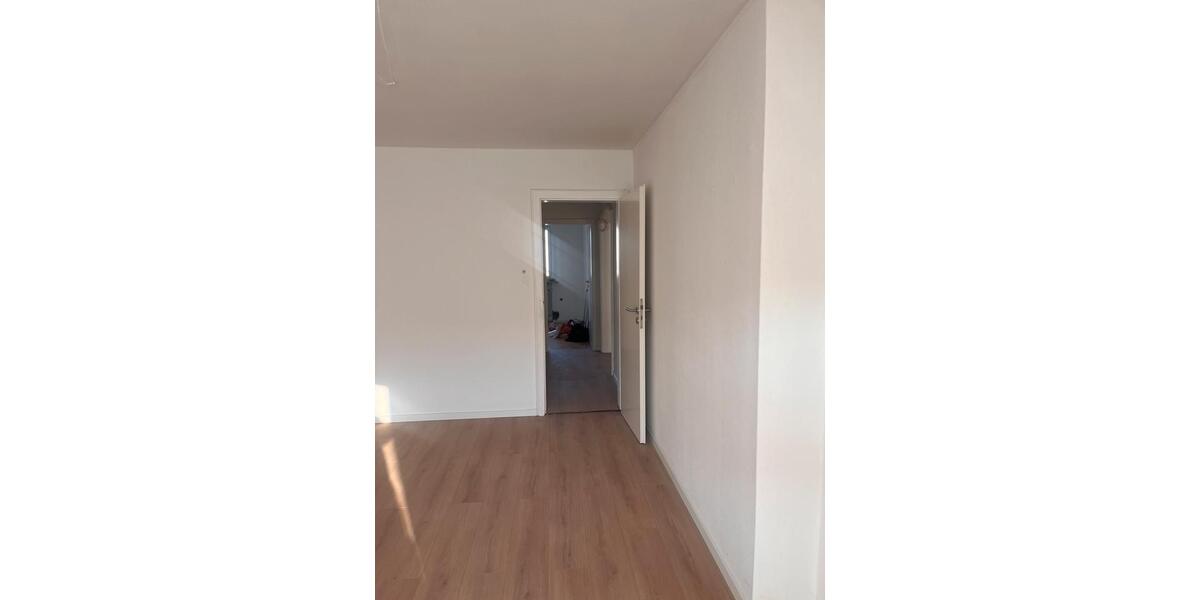 Etagenwohnung Trossingen - 3 Zimmer, 85 m&sup2;, 1.150&euro; | Angebot:25329922
