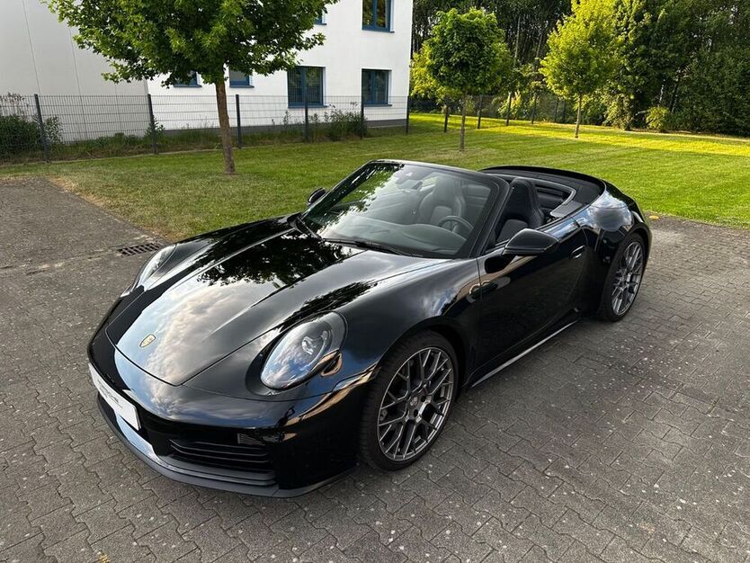 992