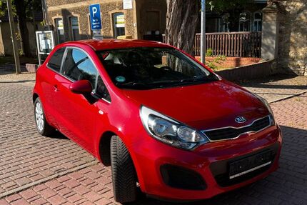 Kia Rio 15.150 km 7.900 € Sülldorf/Sülzetal 39171