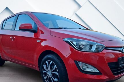 Hyundai i20 113.915 km 5.100 &euro; Elmshorn 25335