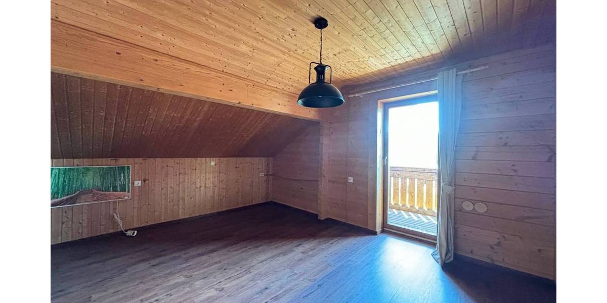 Mehrfamilienhaus, Wohnhaus Wetter Warzenbach - 9 Zimmer, 300 m&sup2;, 299.000&euro; | Angebot:25689218