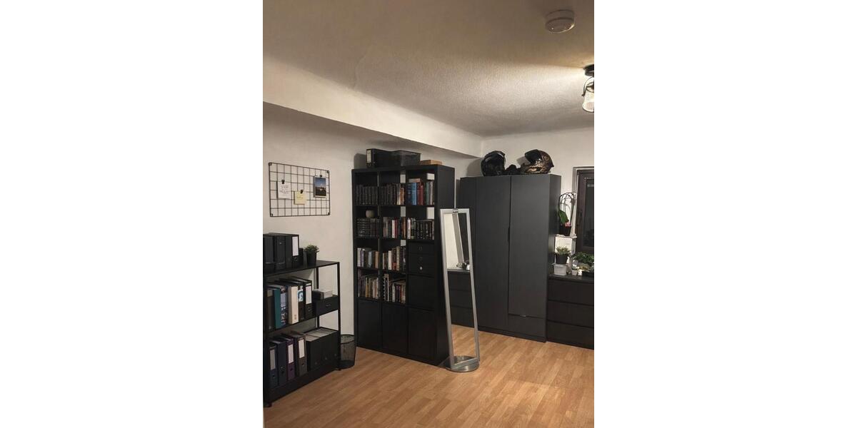 Dachgeschoßwohnung Ottweiler - 3 Zimmer, 75 m&sup2;, 900&euro; | Angebot:26236823